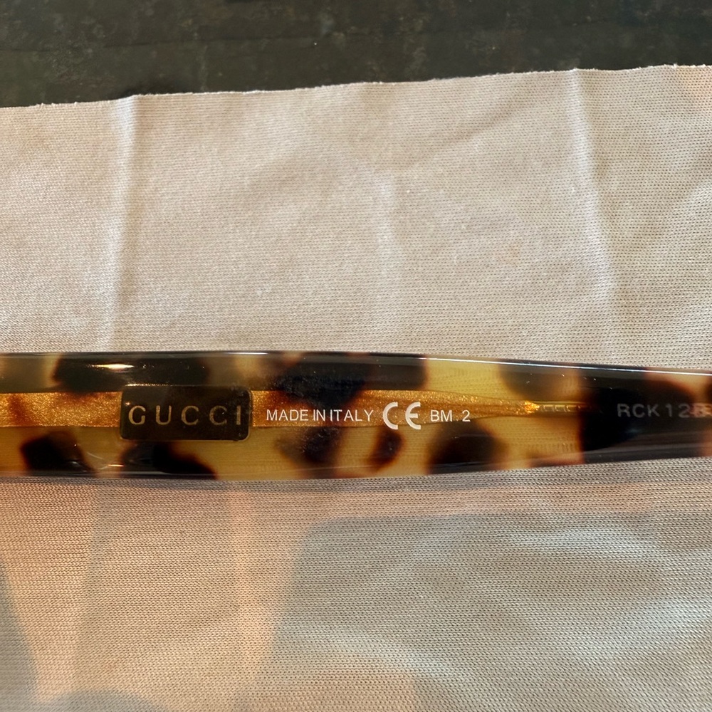 Brand New GUCCI Wayfarer Sunglasses 3744/S 3MQ CC
Havana/Brown
Gradient - Picture 6 of 8